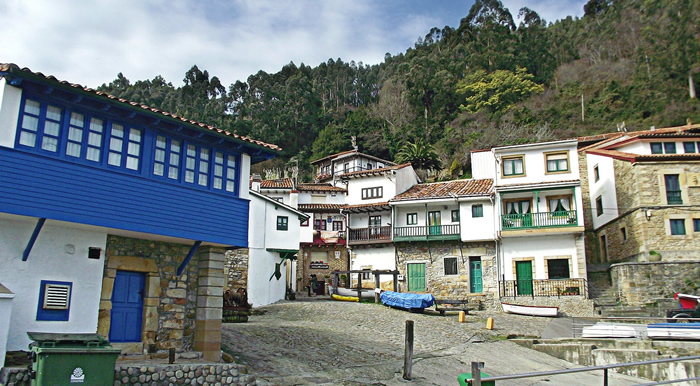 Pueblo asturiano de Tazones