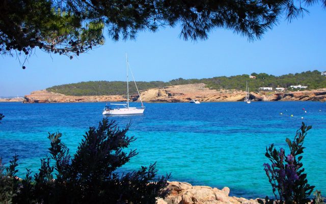 Paseo en barco por Ibiza